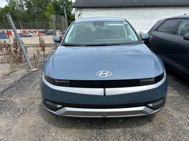 Certified 2024 Hyundai Ioniq 5 SEL AWD/4WD image 6