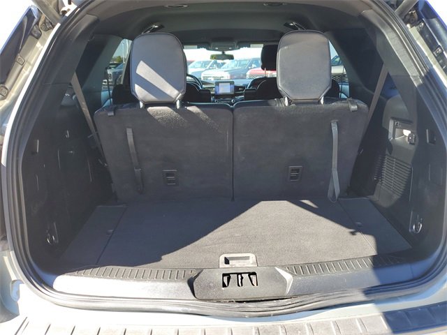 Used 2020 Ford Explorer XLT w/ Equipment Group 202A image 9