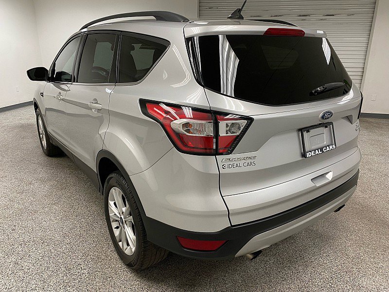 Used 2018 Ford Escape SE w/ Ford Safe & Smart Package image 7