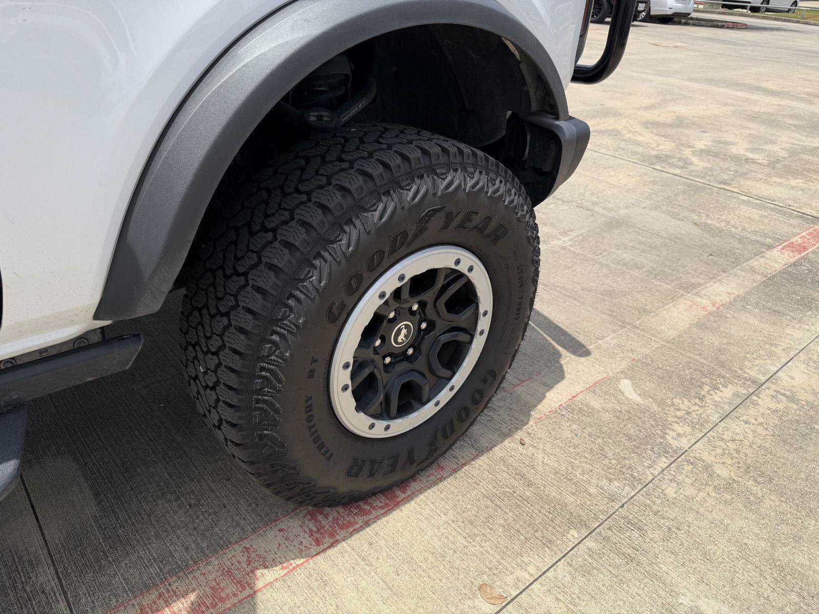 Certified 2025 Ford Bronco Badlands AWD/4WD image 16