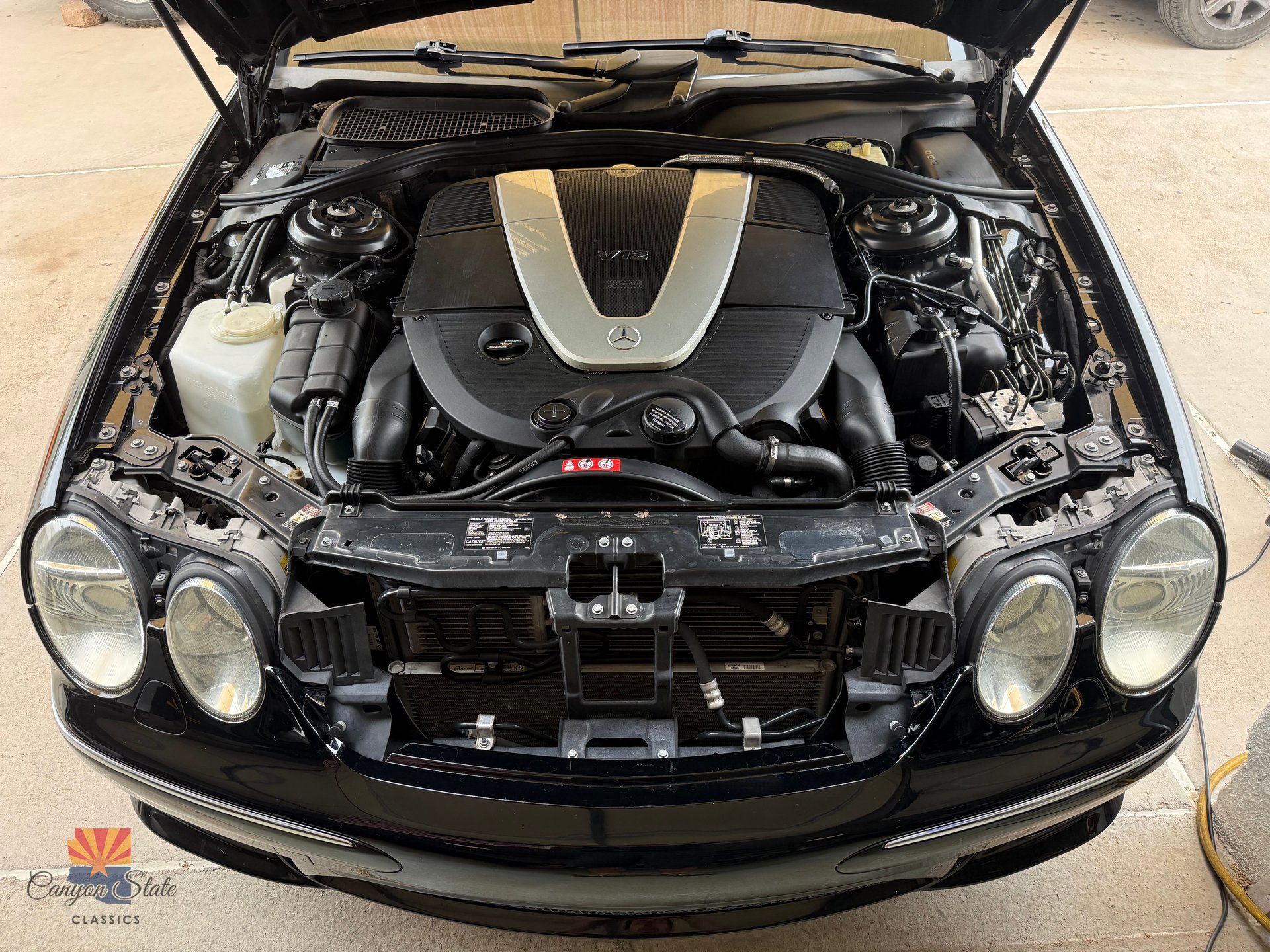 Used 2005 Mercedes-Benz CL 600 w/ AMG Sport Pkg image 4