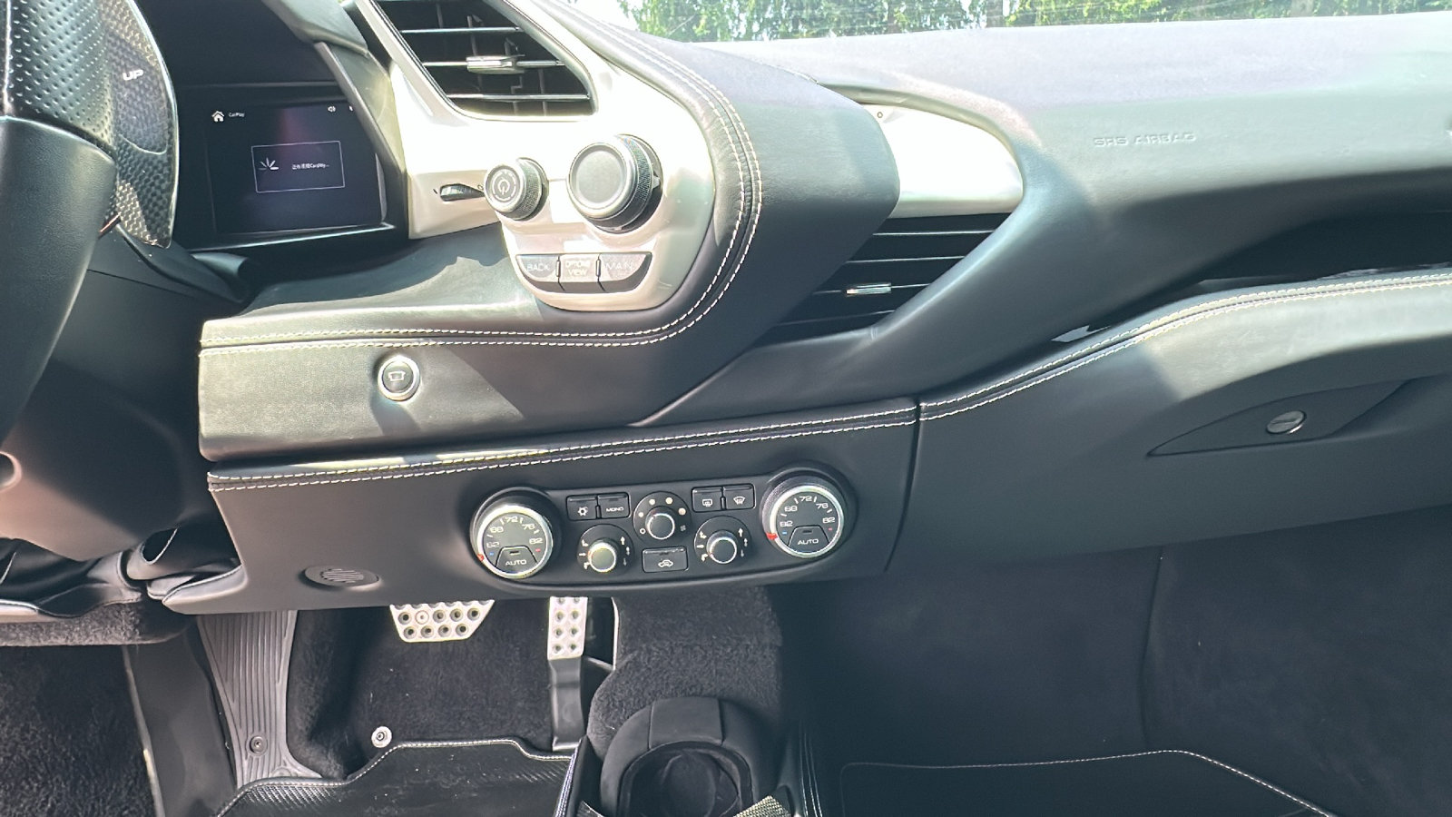 Used 2017 Ferrari 488 GTB RWD image 30