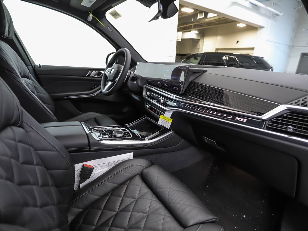 New 2026 BMW X5 xDrive40i w/ M Sport Package image 30