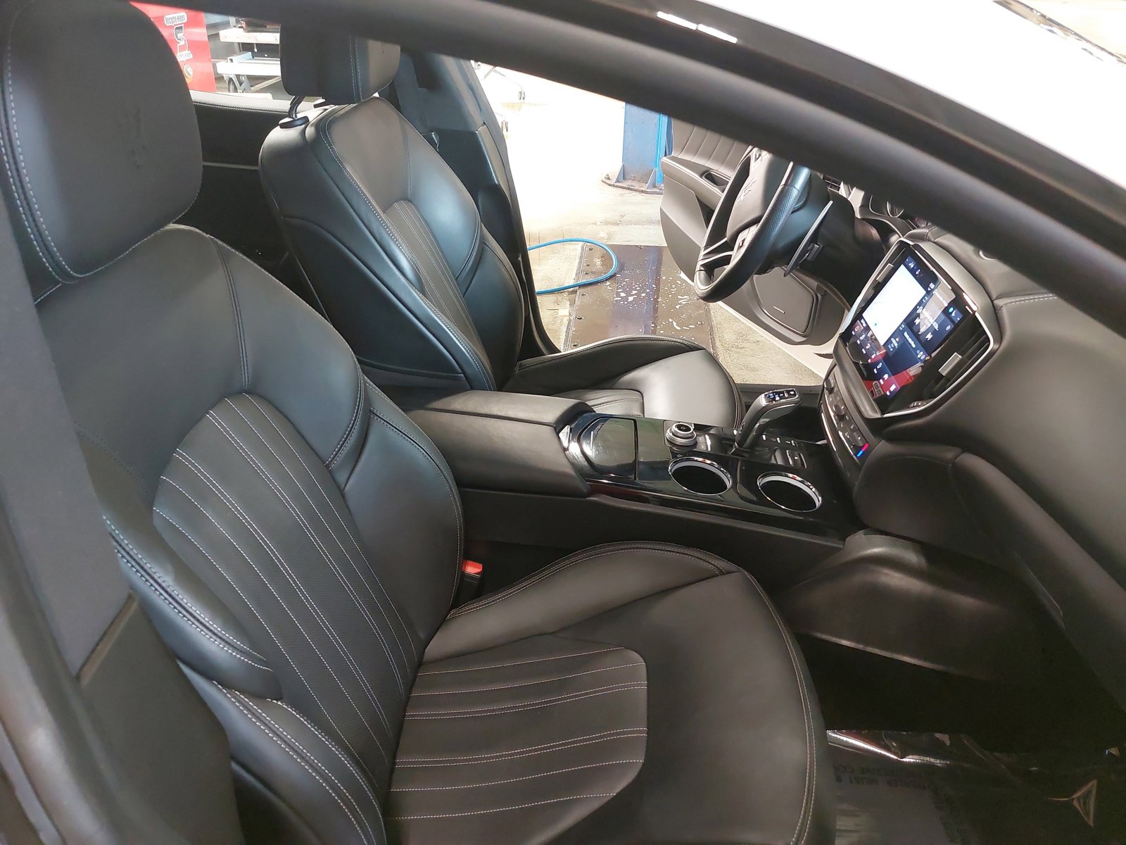 Used 2023 Maserati Ghibli Modena RWD image 10