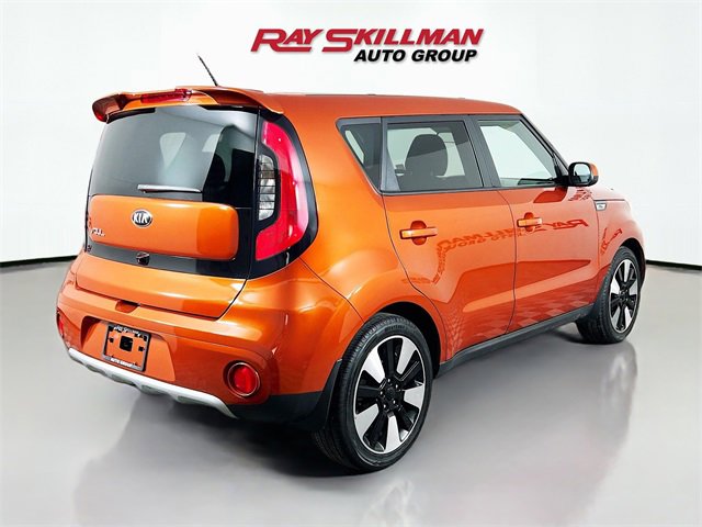 Used 2019 Kia Soul + image 7