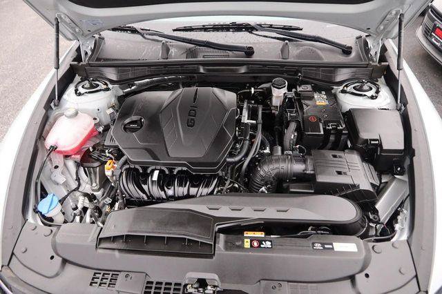 Used 2025 Hyundai Sonata SEL FWD image 28