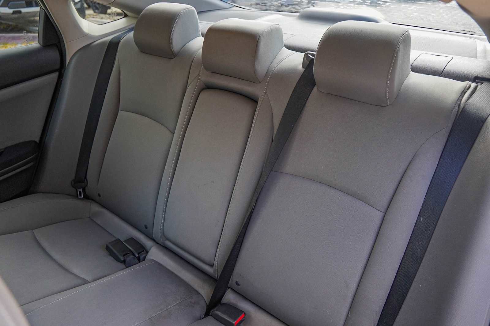 Used 2020 Honda Civic EX image 30