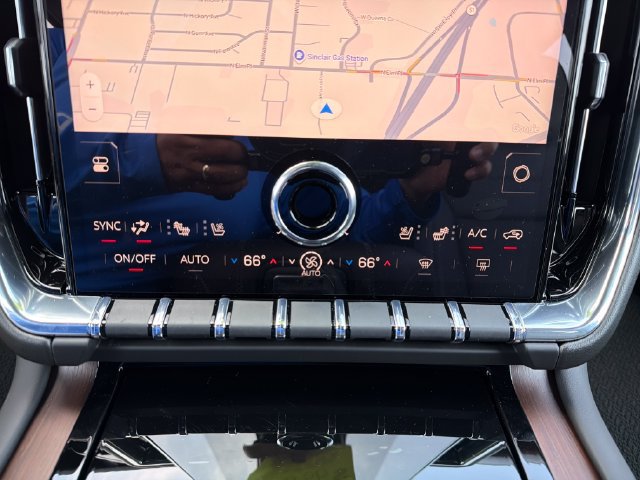 New 2026 GMC Yukon XL Denali w/ Denali Reserve Package AWD/4WD image 14