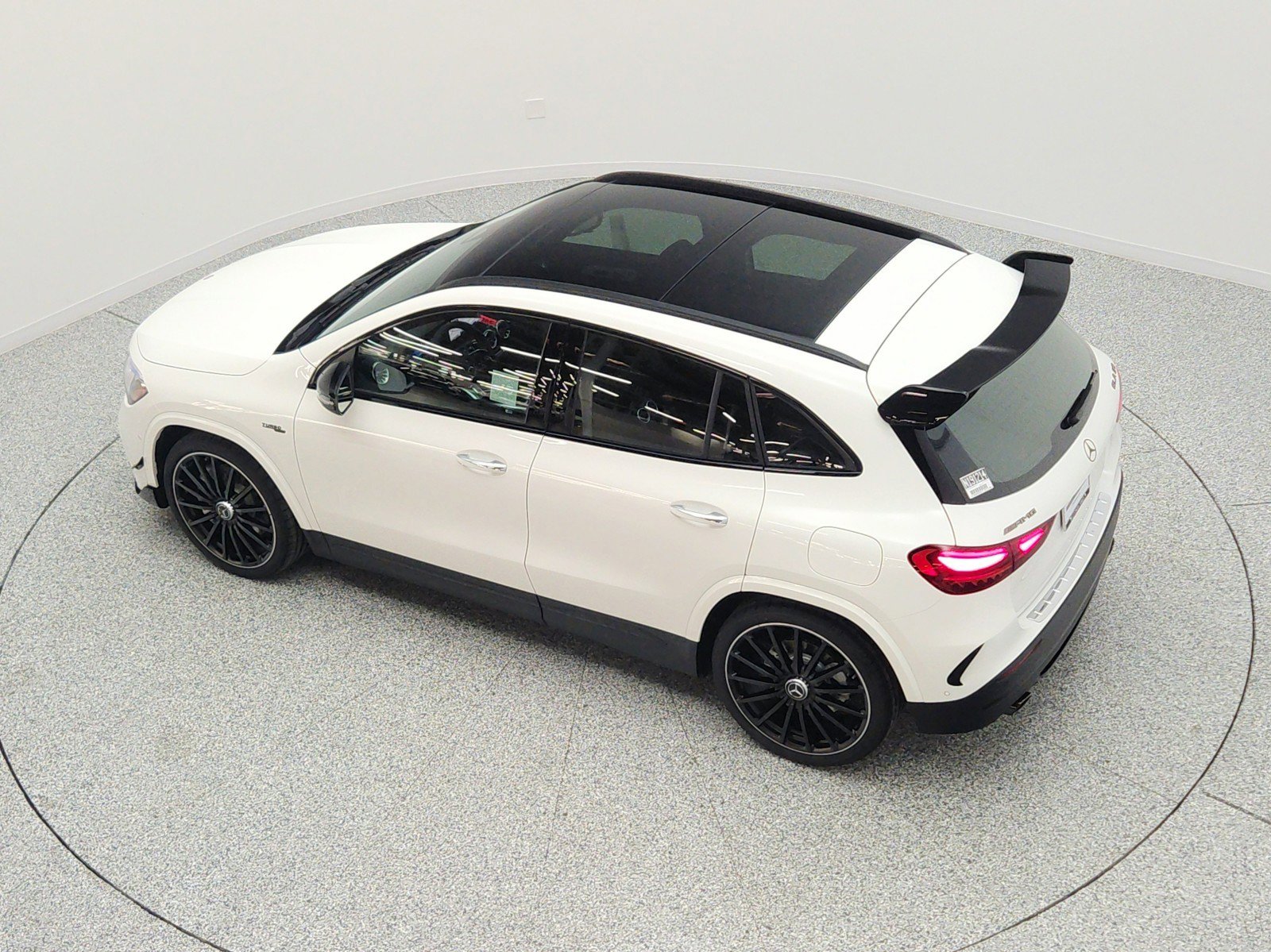New 2026 Mercedes-Benz GLA 35 AMG 4MATIC image 16