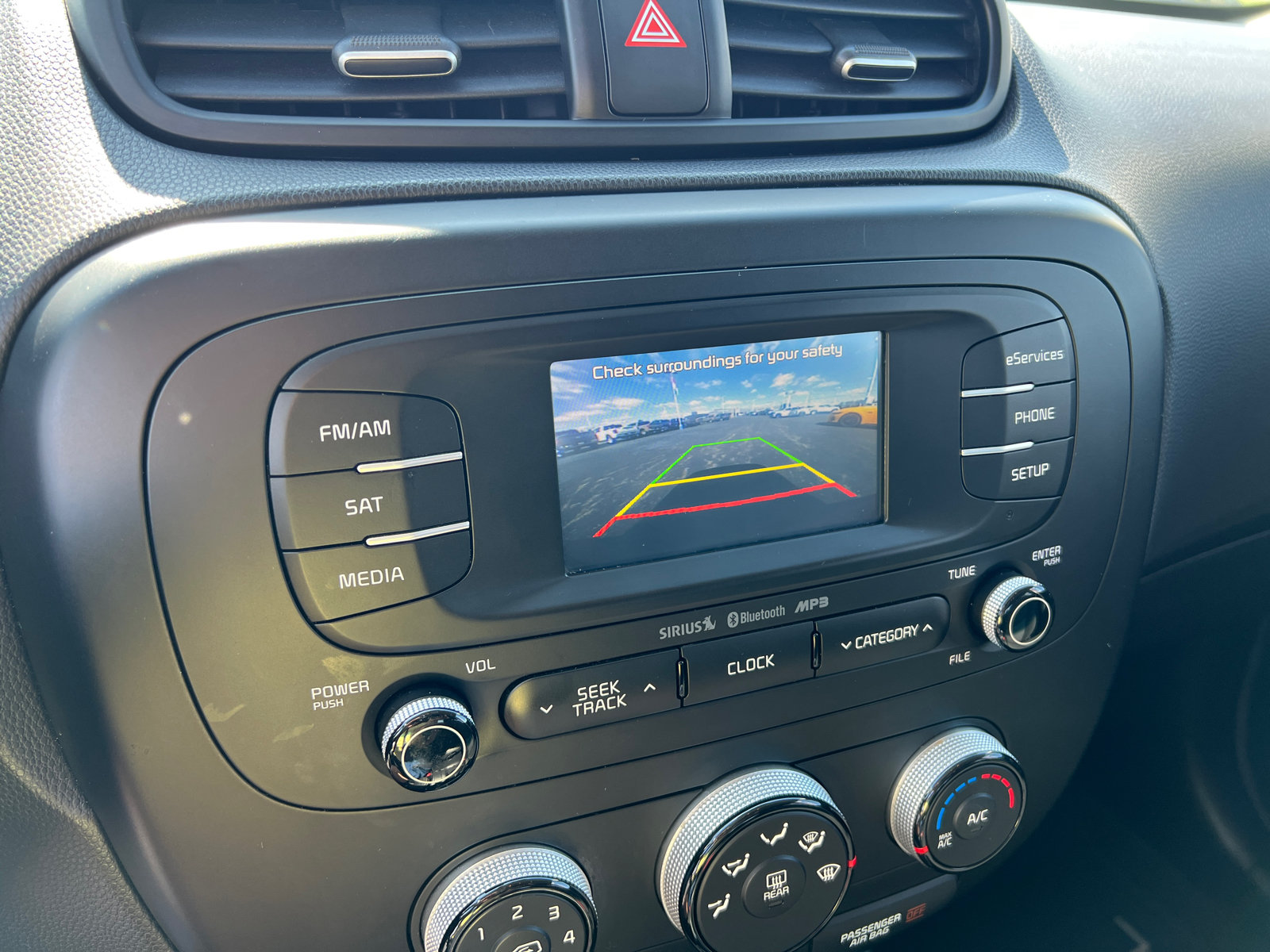Used 2015 Kia Soul + FWD image 19