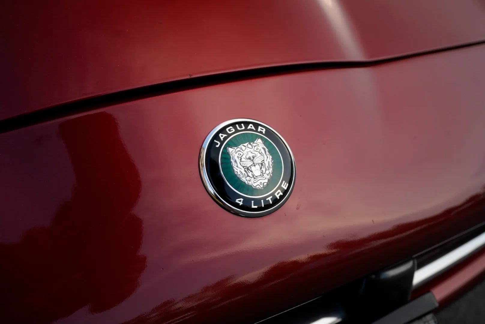 Used 1997 Jaguar XK8 Convertible RWD image 19