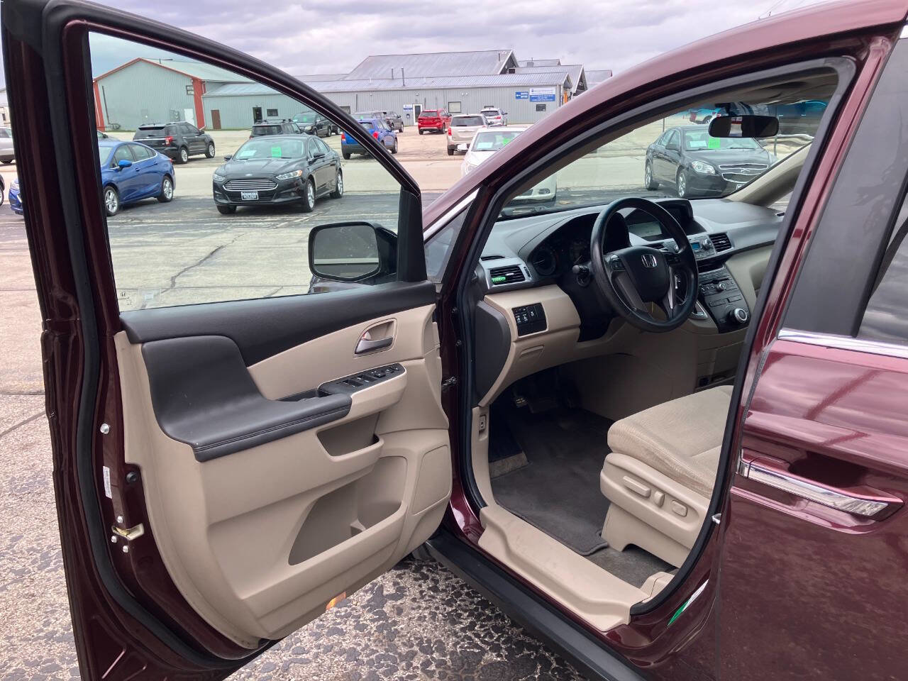 Used 2011 Honda Odyssey EX image 9