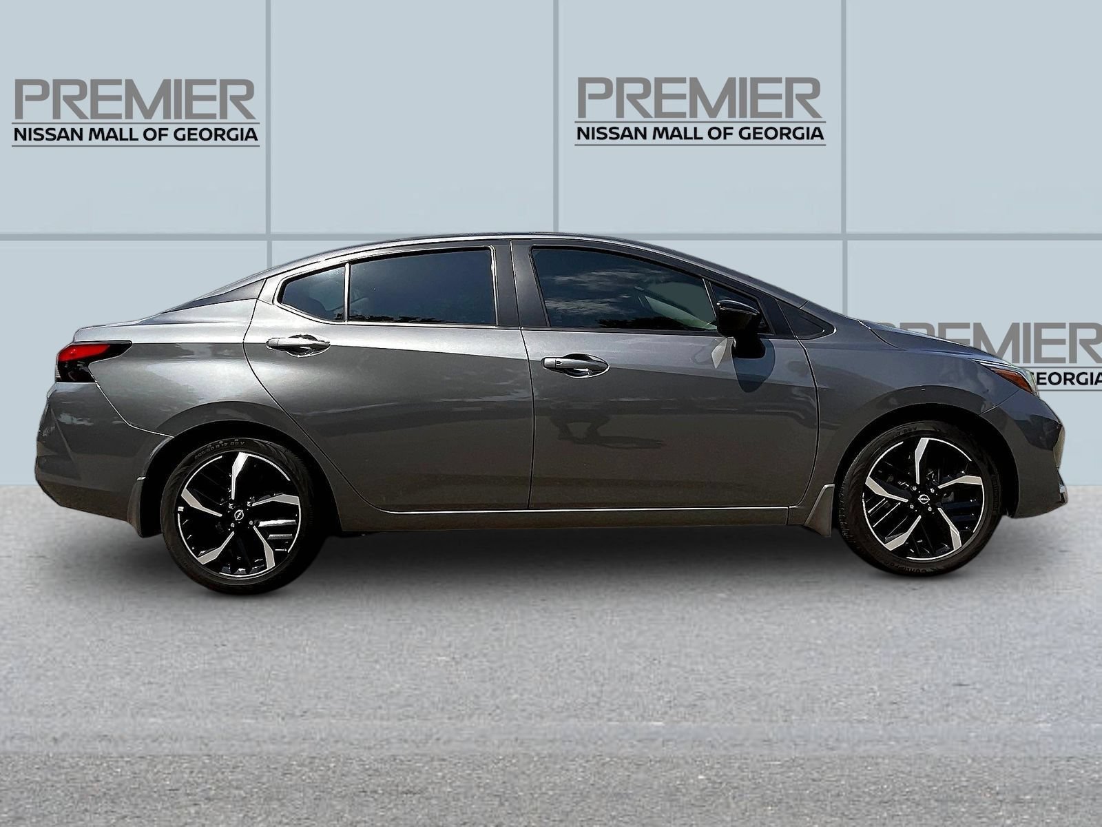 Certified 2025 Nissan Versa SR w/ Trunk Package FWD image 8