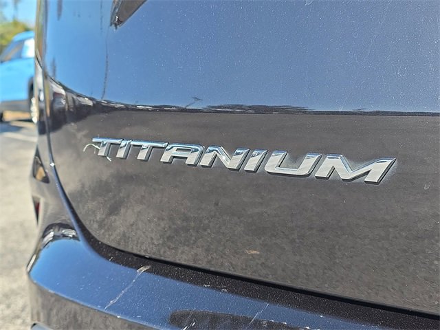 Used 2024 Ford Edge Titanium image 10