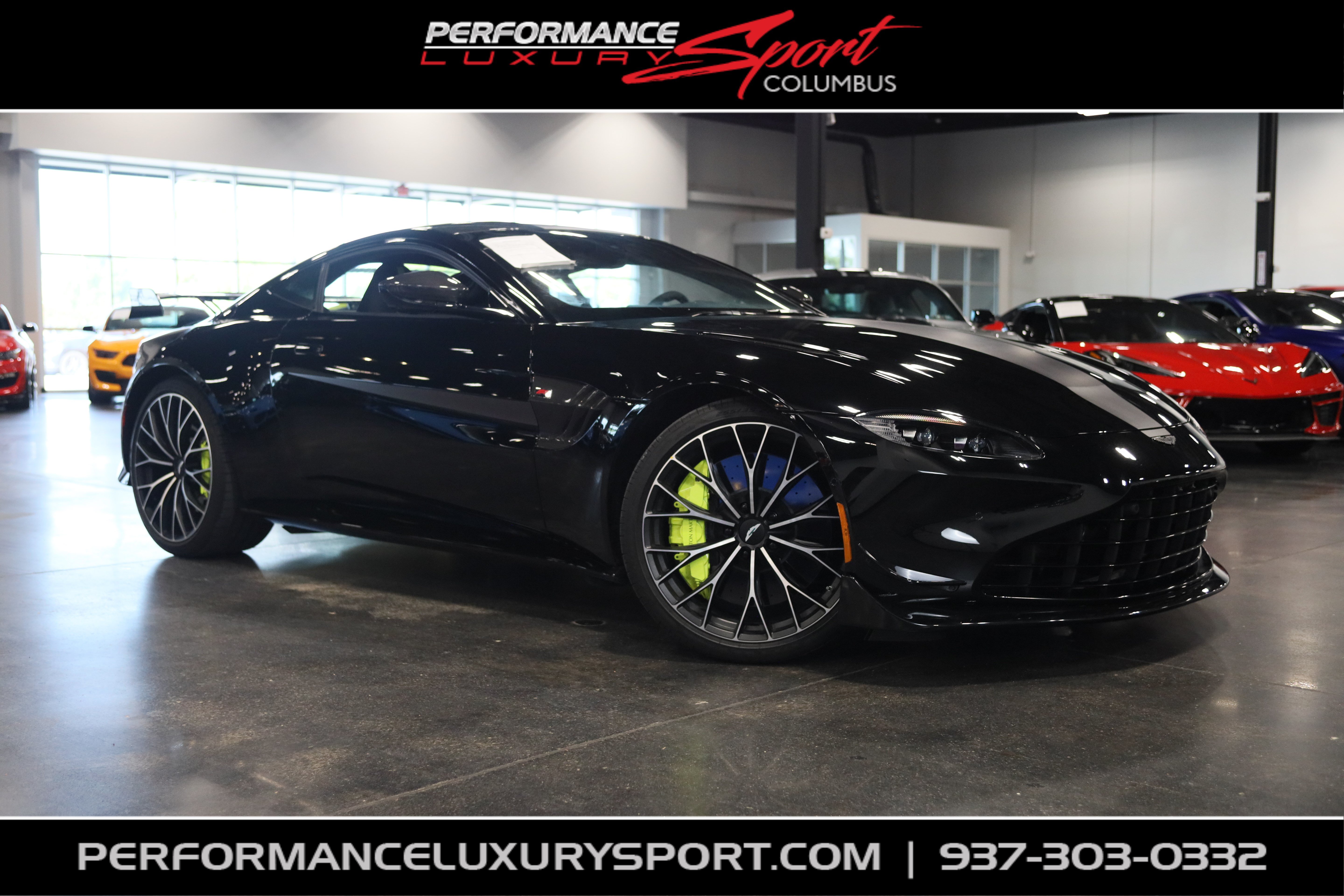Used 2023 Aston Martin V8 Vantage Coupe RWD image 1