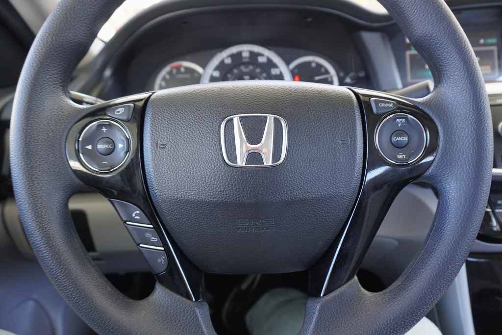 Used 2017 Honda Accord LX image 15