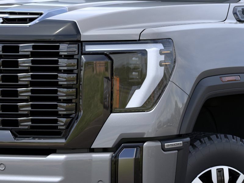New 2026 GMC Sierra 3500 Denali Ultimate w/ LPO, Black Badging Package AWD/4WD image 10