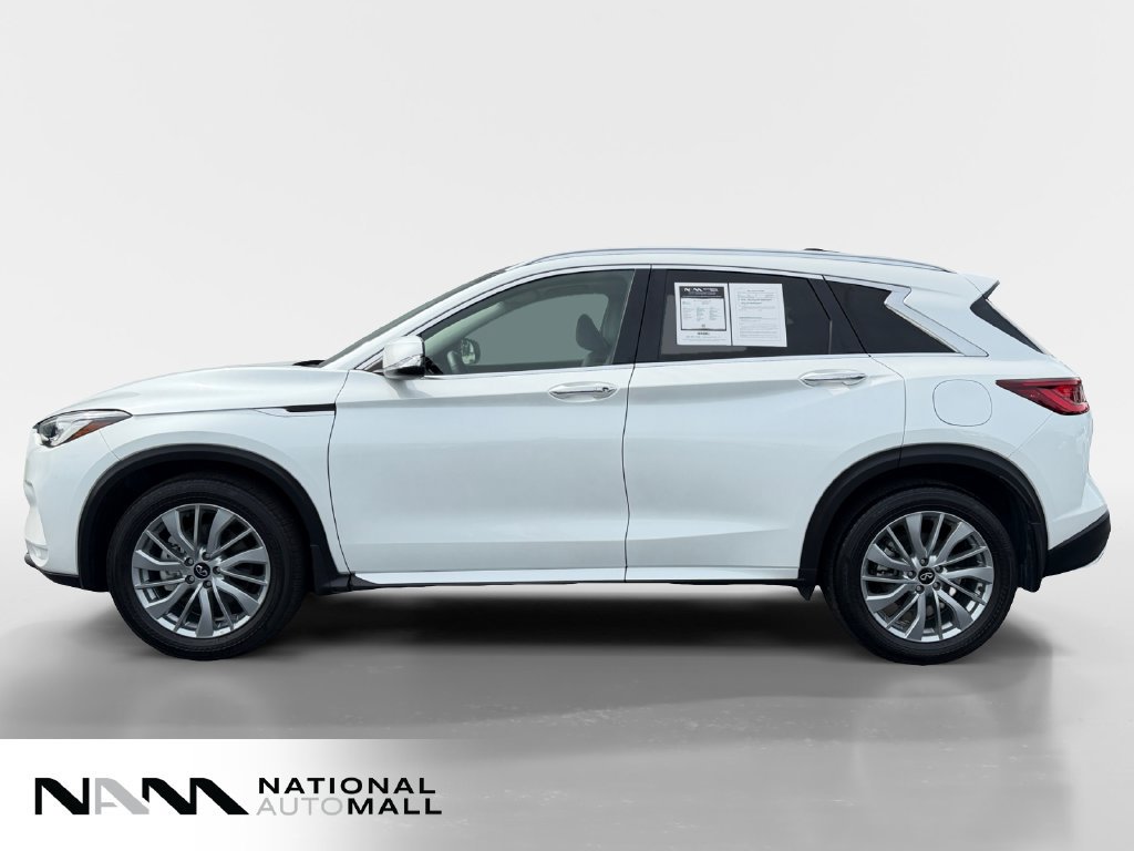 Used 2023 INFINITI QX50 Luxe FWD image 2