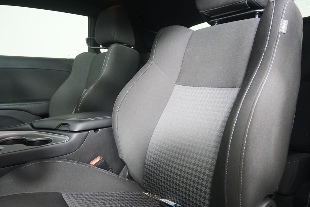 Used 2023 Dodge Challenger GT w/ Blacktop Package image 9