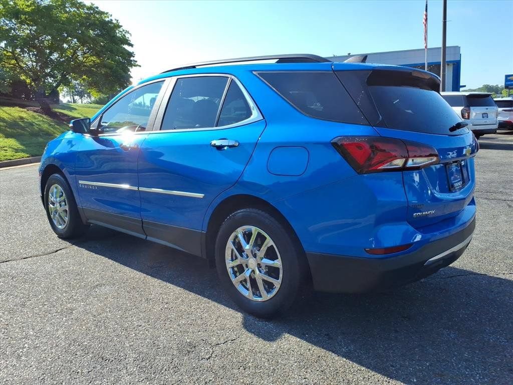 Used 2024 Chevrolet Equinox LT AWD/4WD image 5