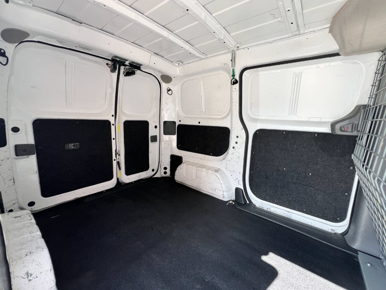 Used 2019 Nissan NV200 S w/ Cruise Control Package FWD image 23