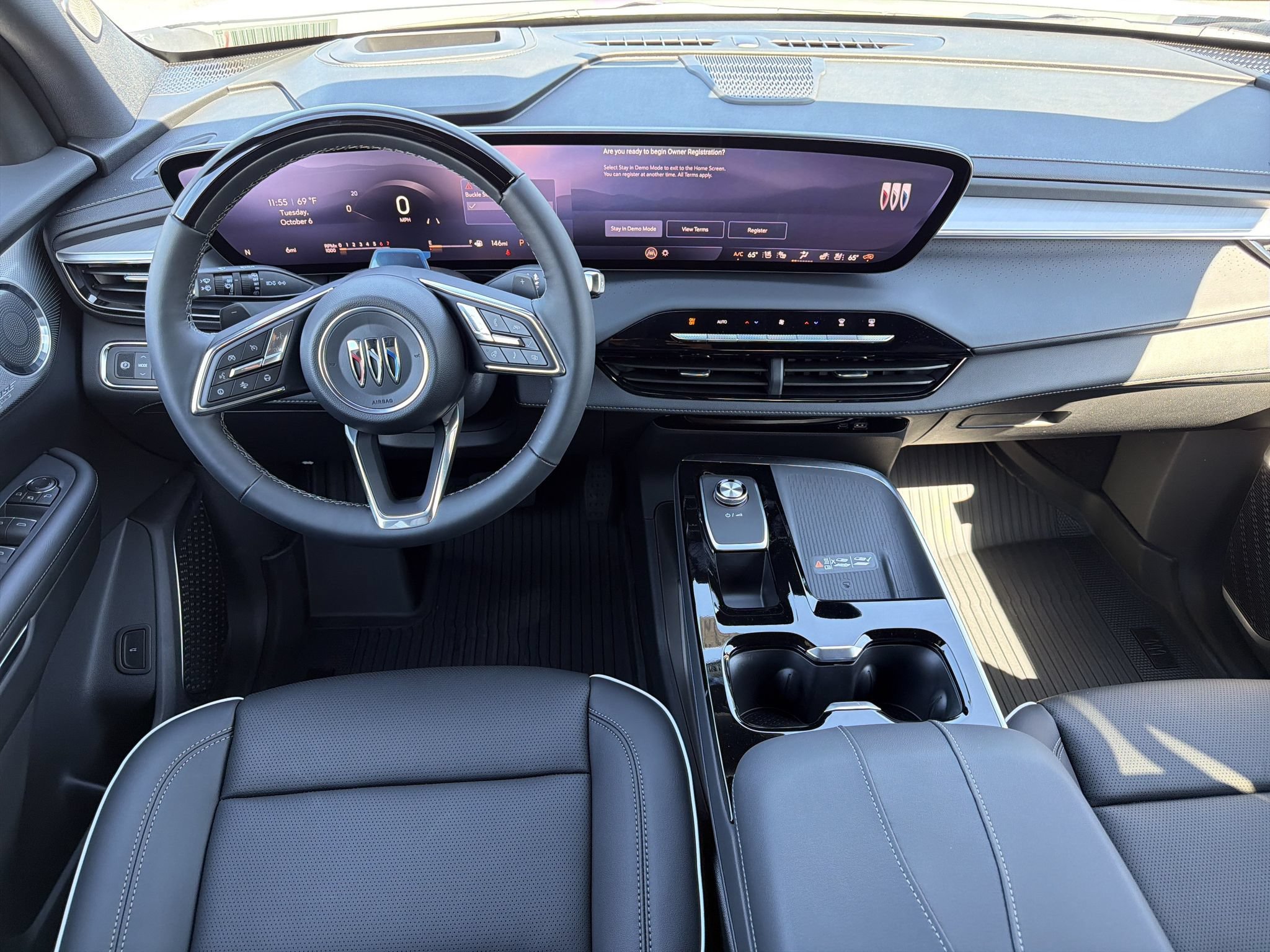 New 2027 Buick Enclave Avenir FWD image 2