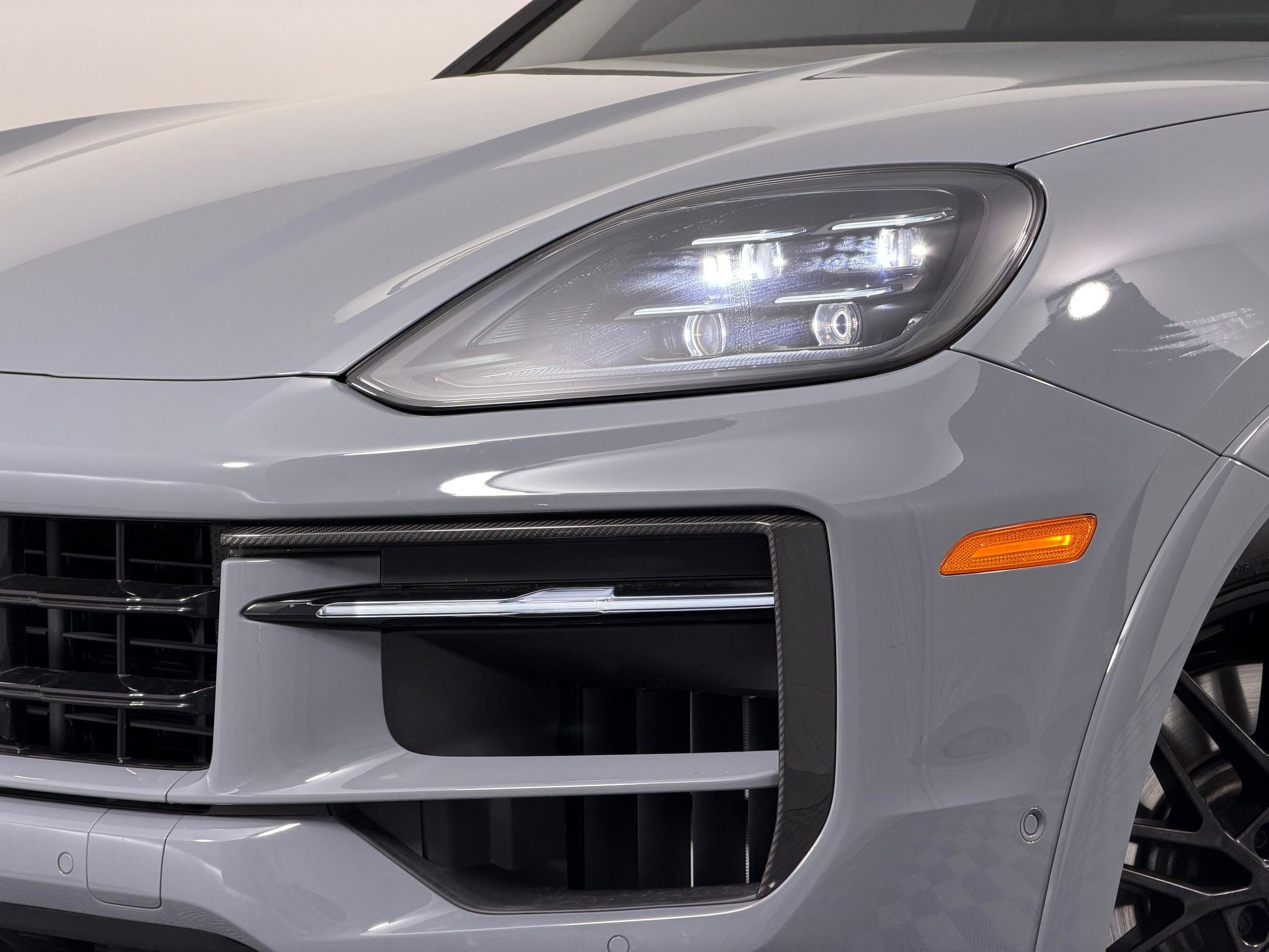 Certified 2025 Porsche Cayenne GTS image 11