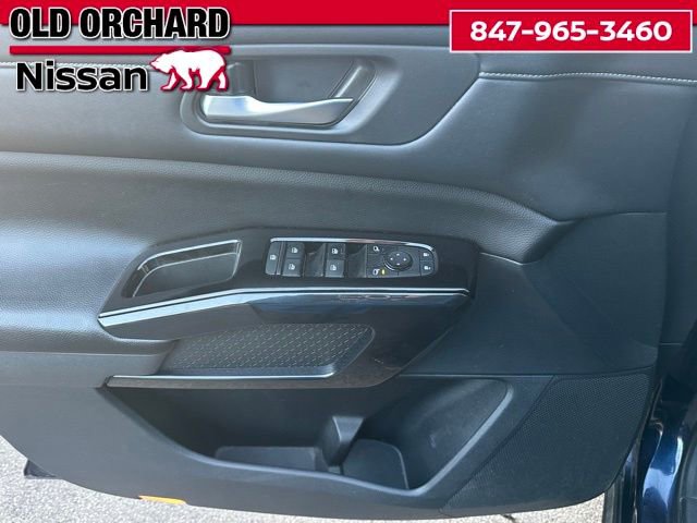 Used 2022 Nissan Pathfinder S image 9