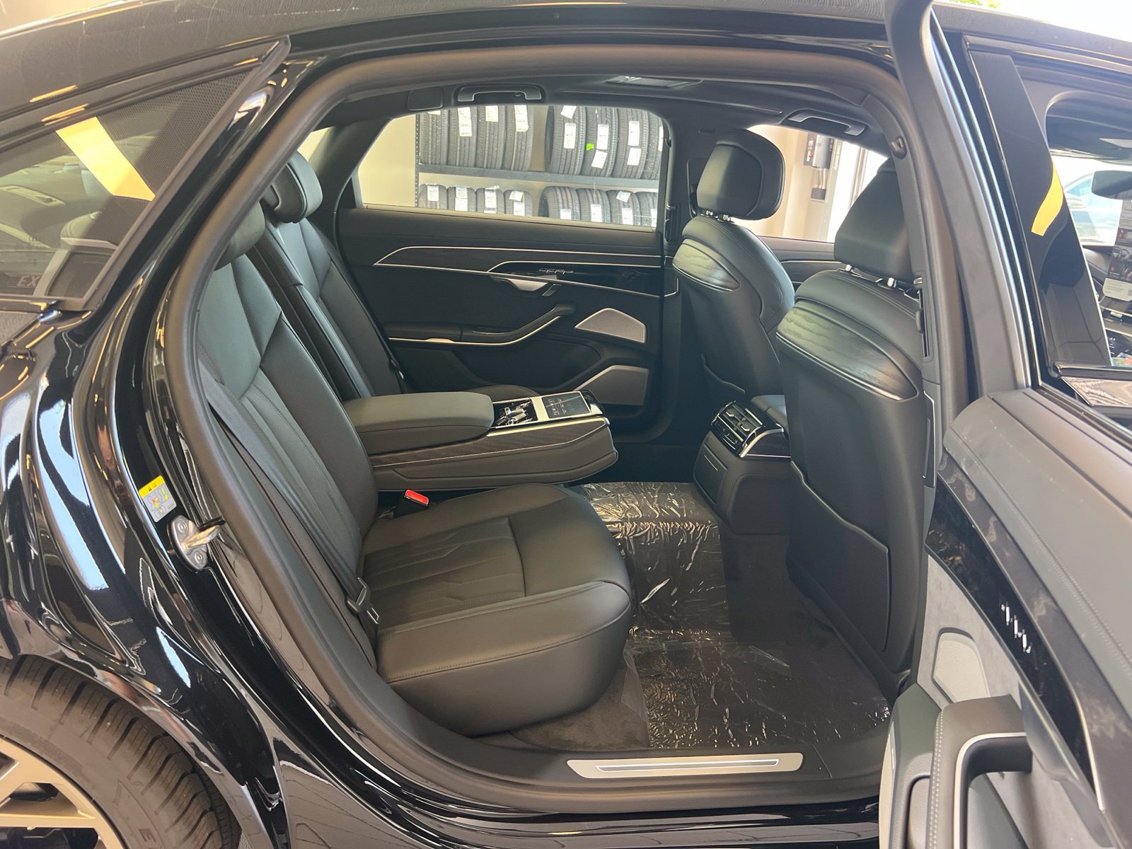 New 2026 Audi A8 L 3.0T AWD/4WD image 40