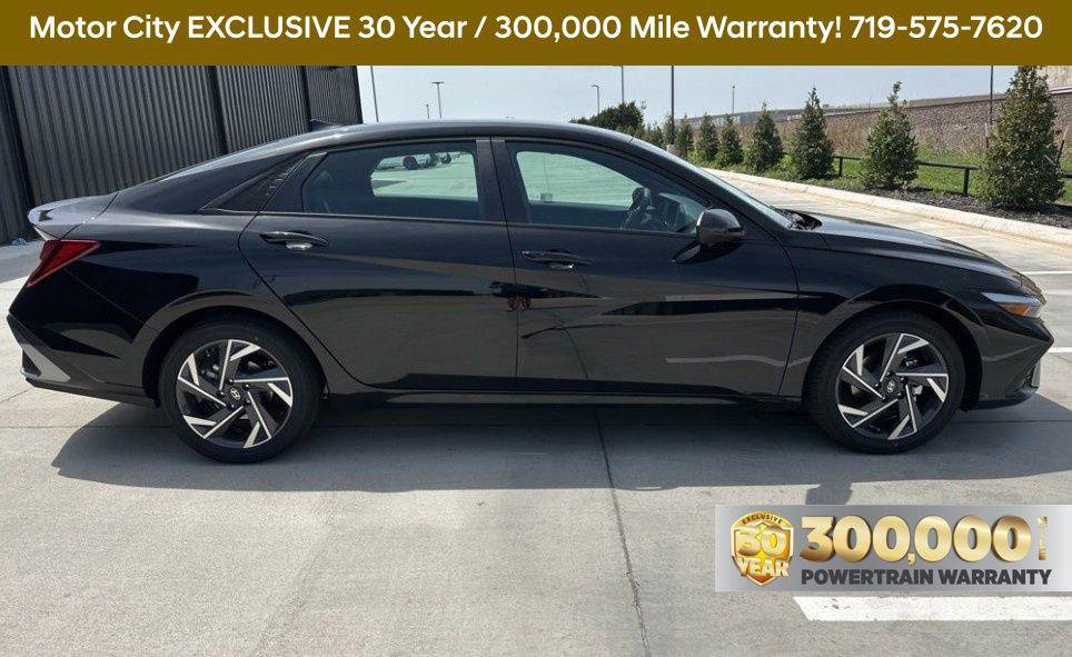 New 2025 Hyundai Elantra SEL image 7