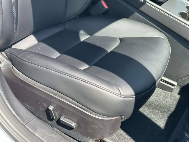 Used 2023 Tesla Model 3 Standard Range RWD image 10