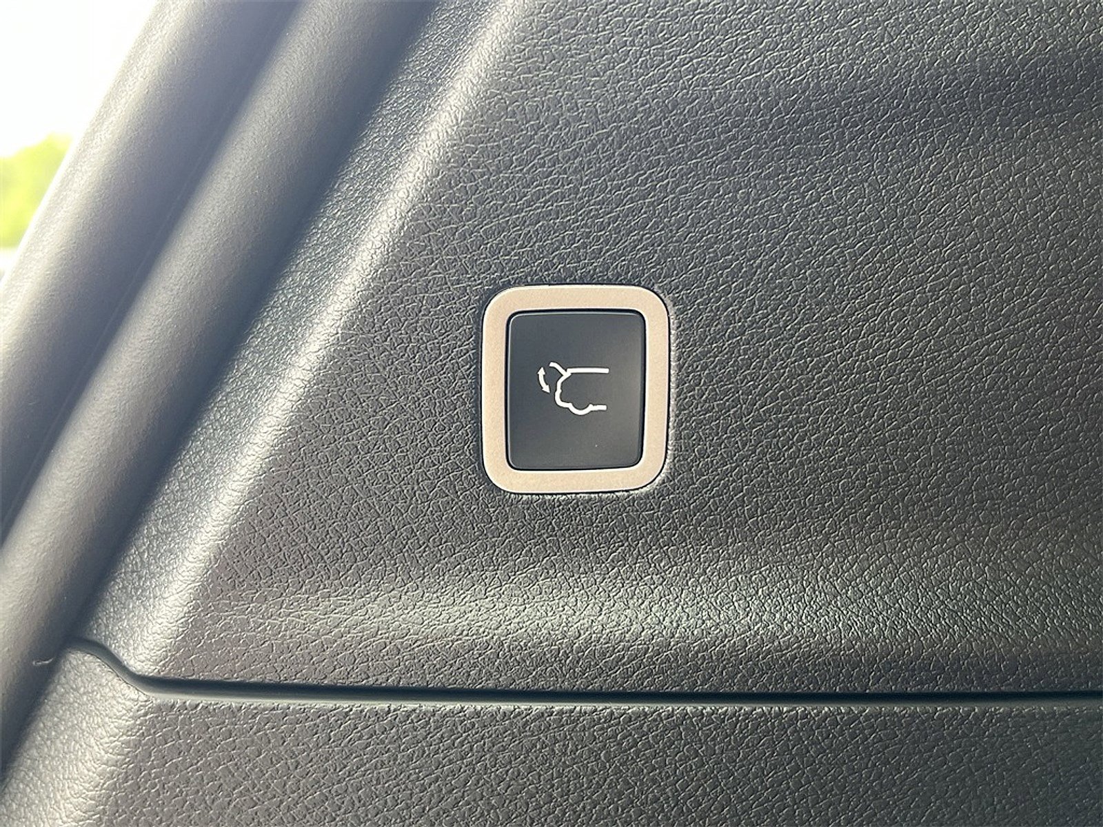 New 2026 Chrysler Pacifica Pinnacle image 30