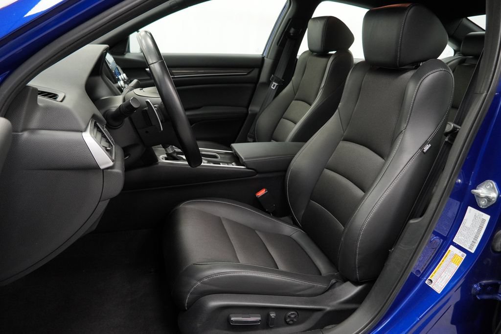 Used 2022 Honda Accord Sport image 15
