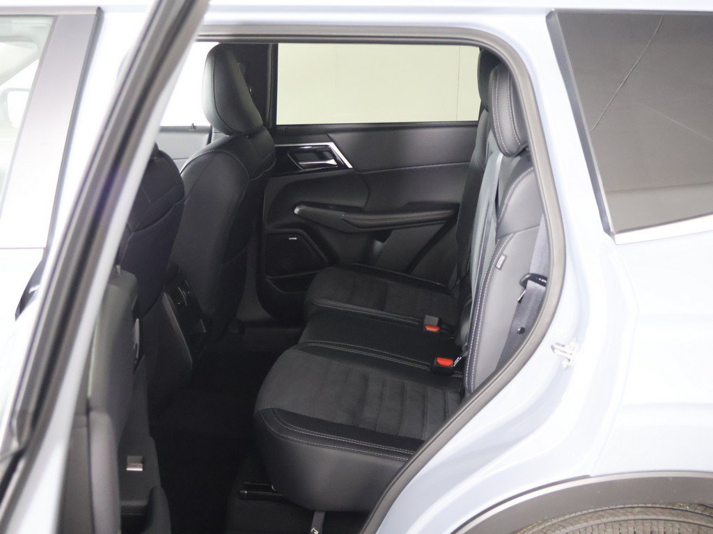 New 2026 Mitsubishi Outlander SE AWD/4WD image 29