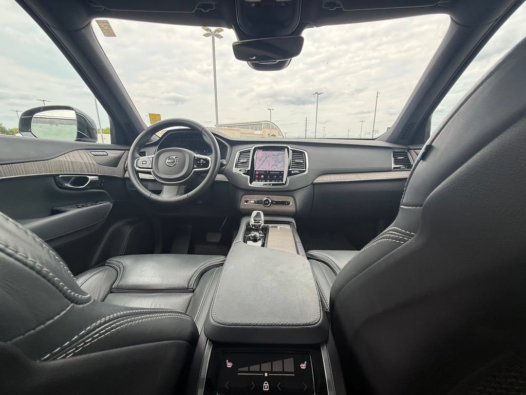 Used 2023 Volvo XC90 B6 Ultimate AWD/4WD image 25