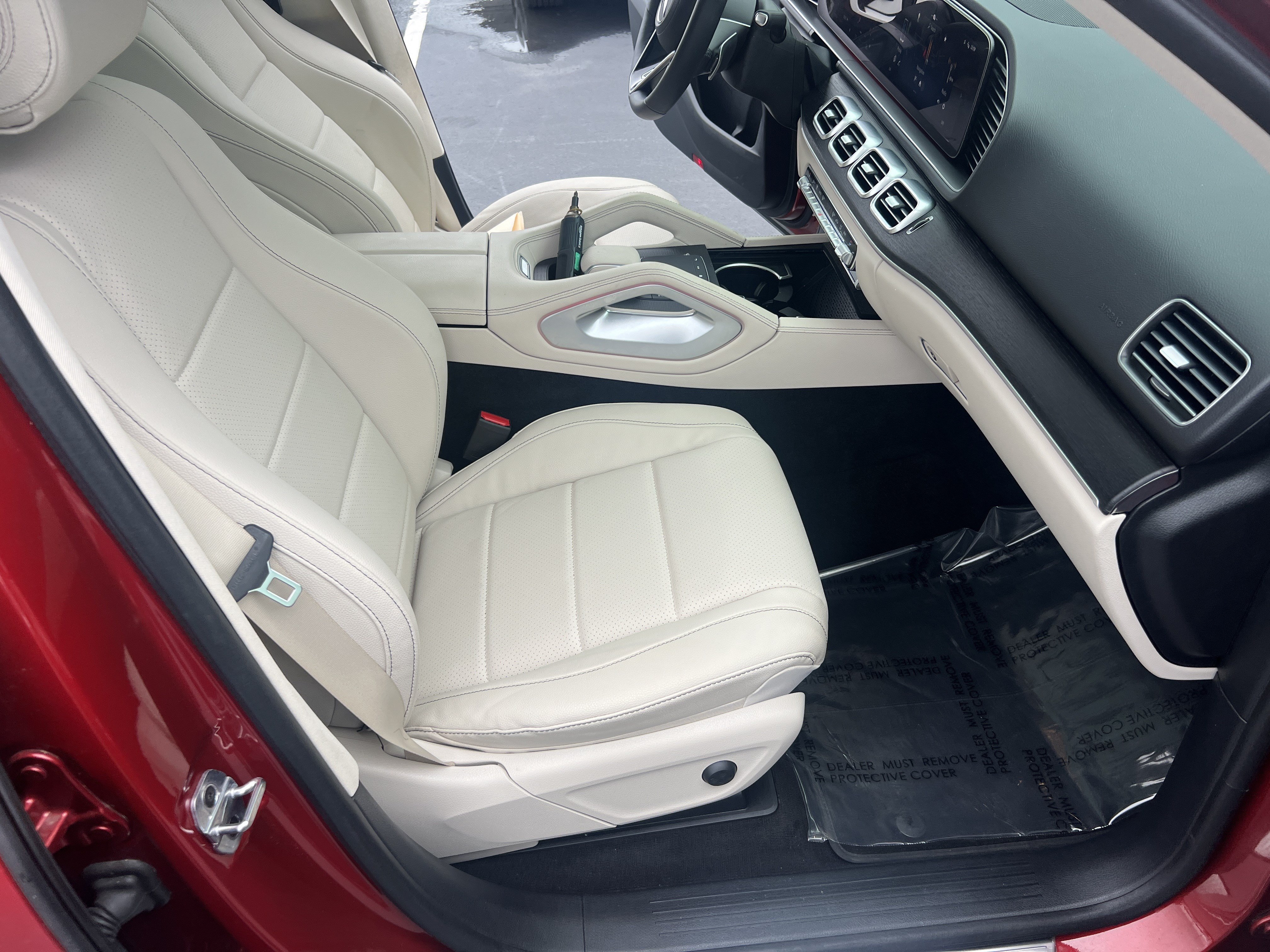 Certified 2025 Mercedes-Benz GLE 350 4MATIC w/ AMG Line Exterior image 35