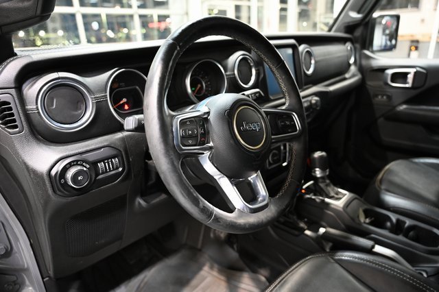 Used 2018 Jeep Wrangler Unlimited Sahara image 20