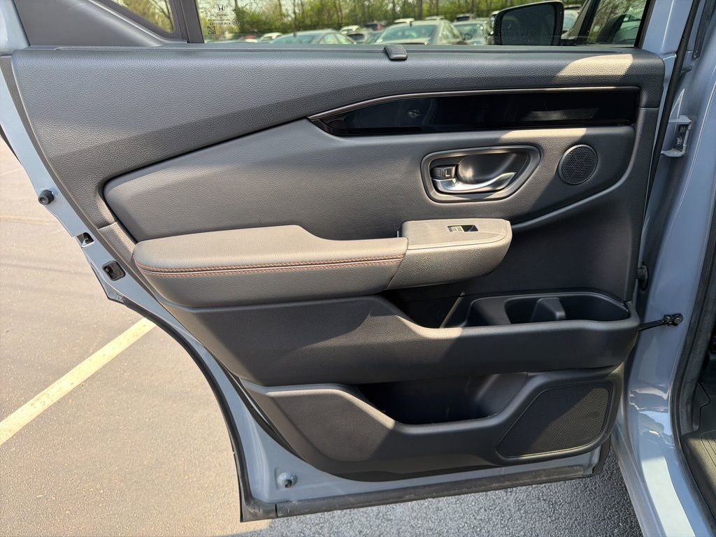 Used 2023 Honda Pilot TrailSport image 20