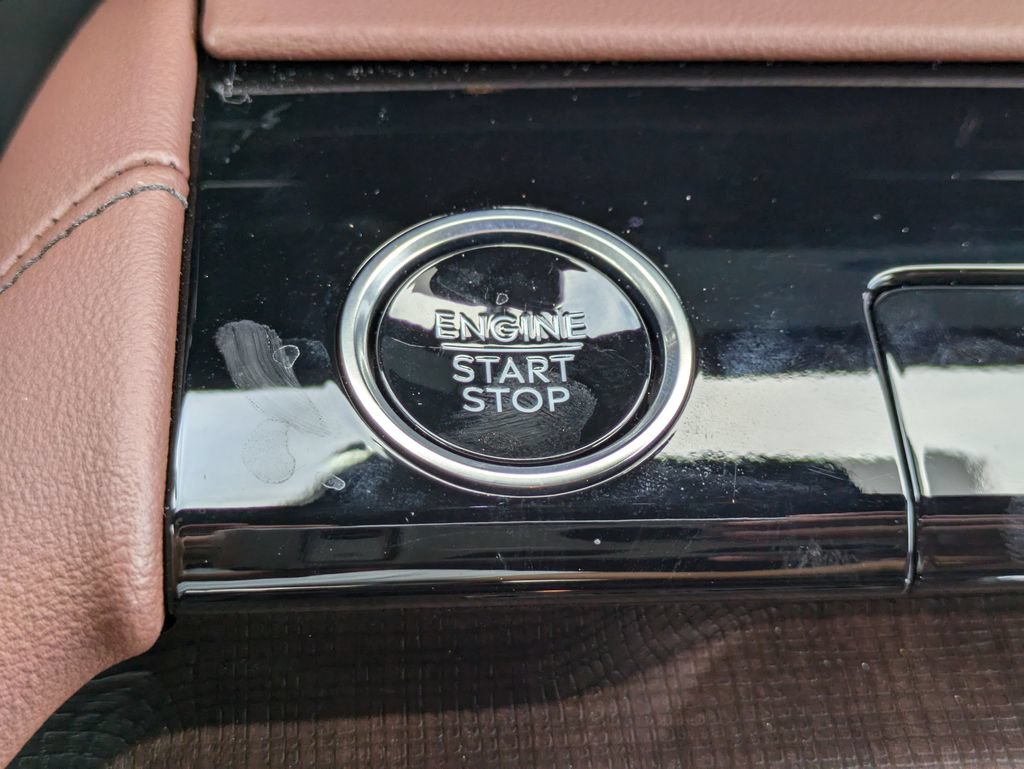 New 2027 Lincoln Navigator Reserve AWD/4WD image 32