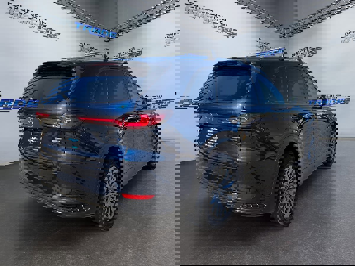 Used 2024 MAZDA CX-90 Plug-In Hybrid w/ Preferred image 5