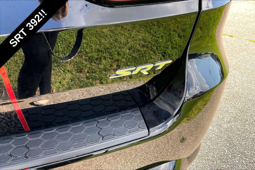 Used 2021 Dodge Durango SRT w/ Technology Group AWD/4WD image 14
