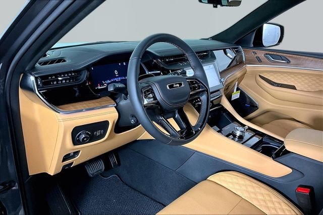 New 2026 Jeep Grand Cherokee L Summit w/ Obsidian Package AWD/4WD image 8