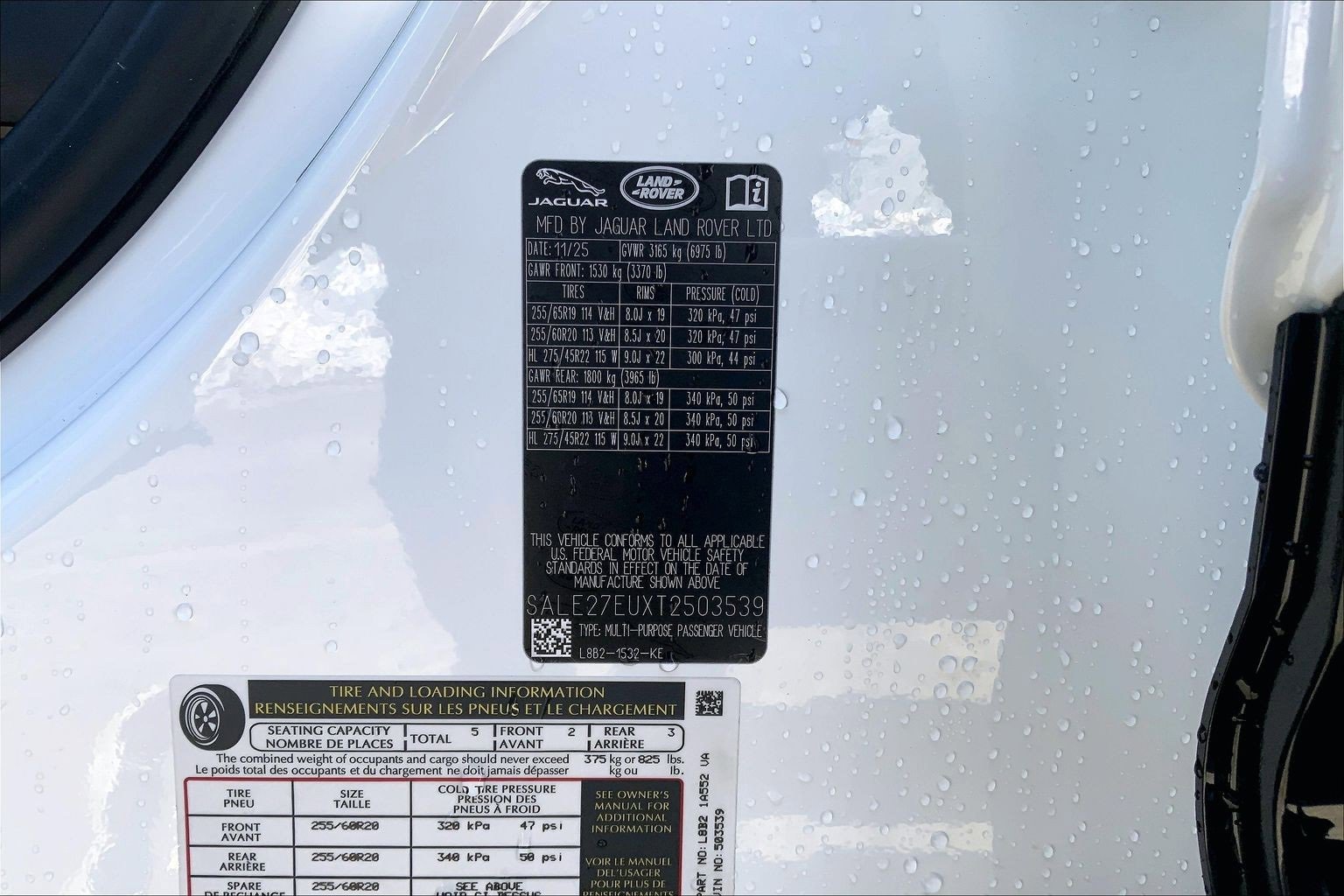 New 2026 Land Rover Defender 110 X-Dynamic SE image 18