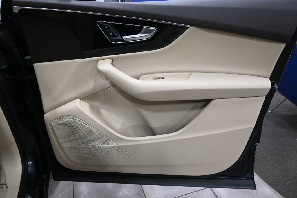 Used 2018 Audi Q7 3.0T Premium image 19