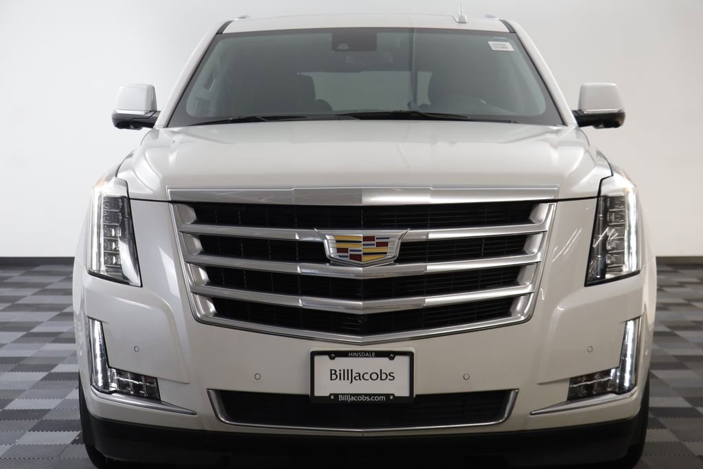 Used 2020 Cadillac Escalade Premium Luxury image 24