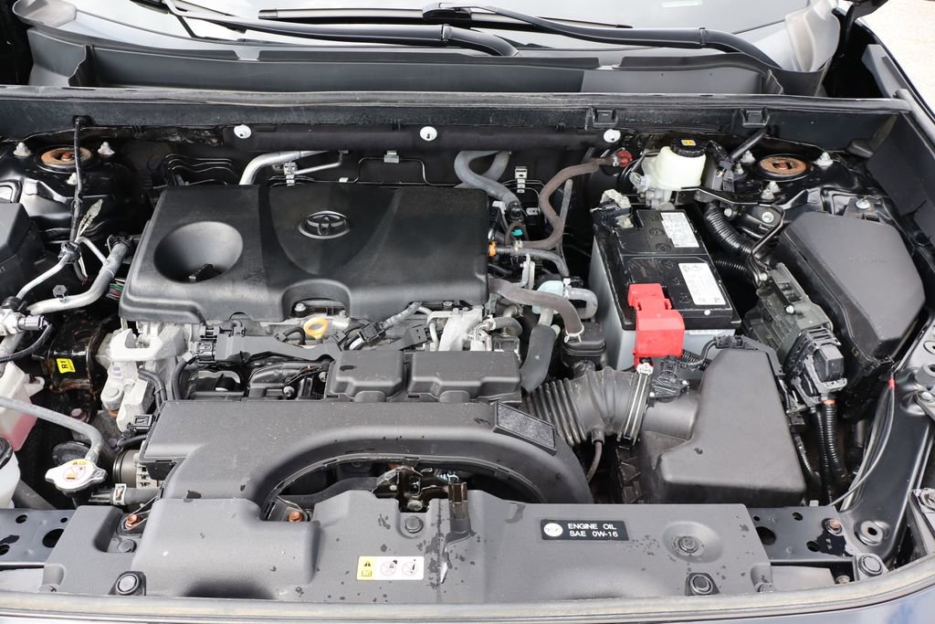 Used 2020 Toyota RAV4 XLE Premium image 47