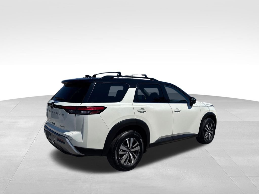 Used 2023 Nissan Pathfinder SL image 6
