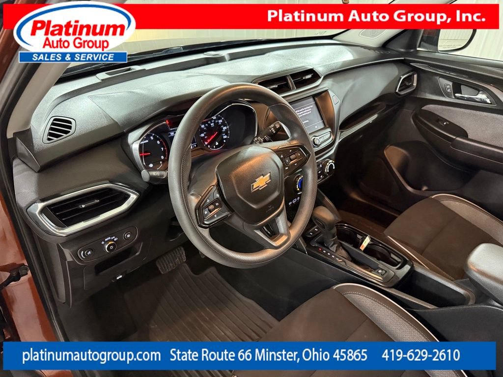 Used 2021 Chevrolet TrailBlazer LT FWD image 13