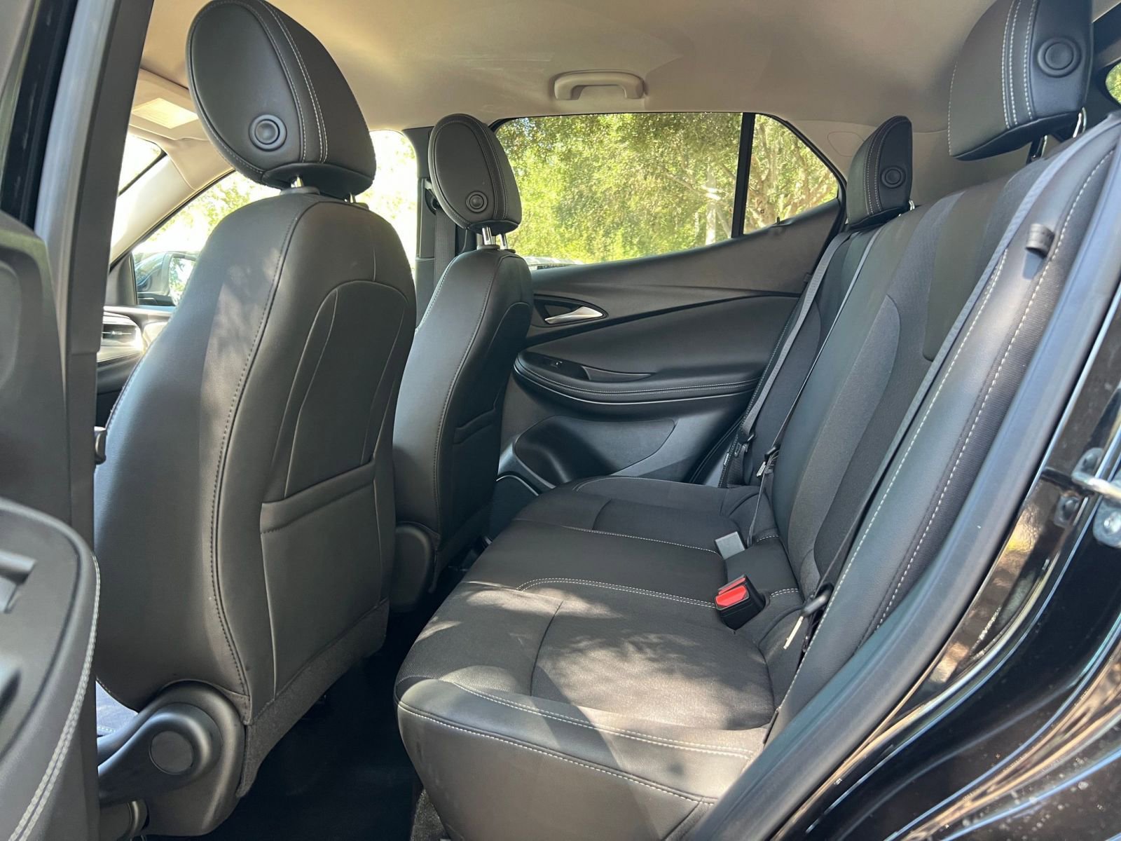 Used 2025 Buick Encore GX Preferred FWD image 24