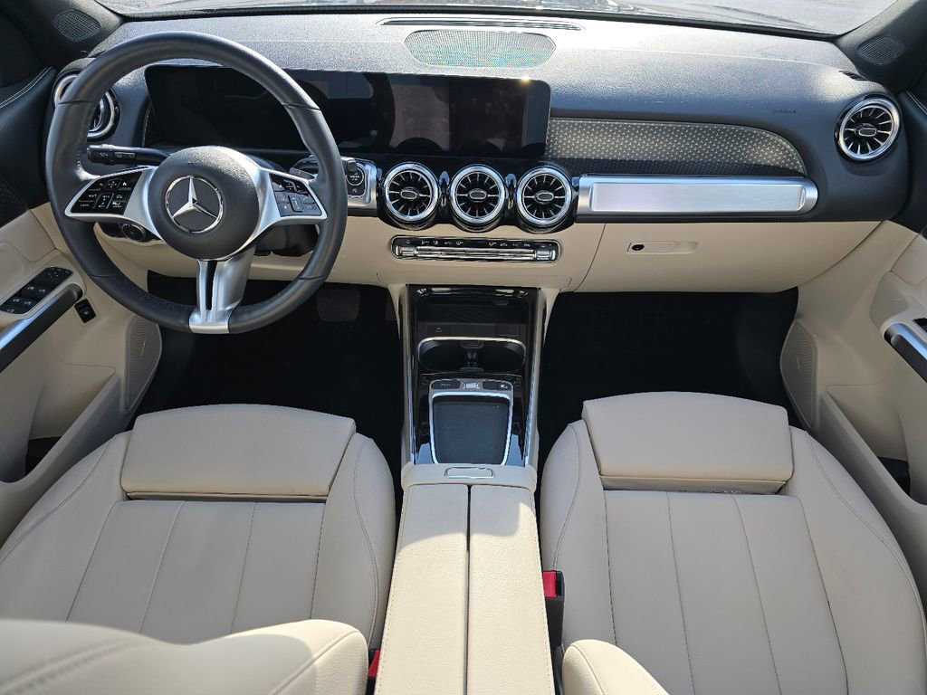 Used 2024 Mercedes-Benz GLB 250 GLB 250 image 22